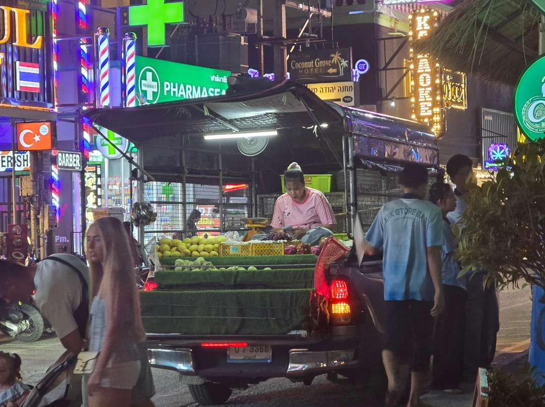 Chaweng Night Market-查汶海滩必去景点