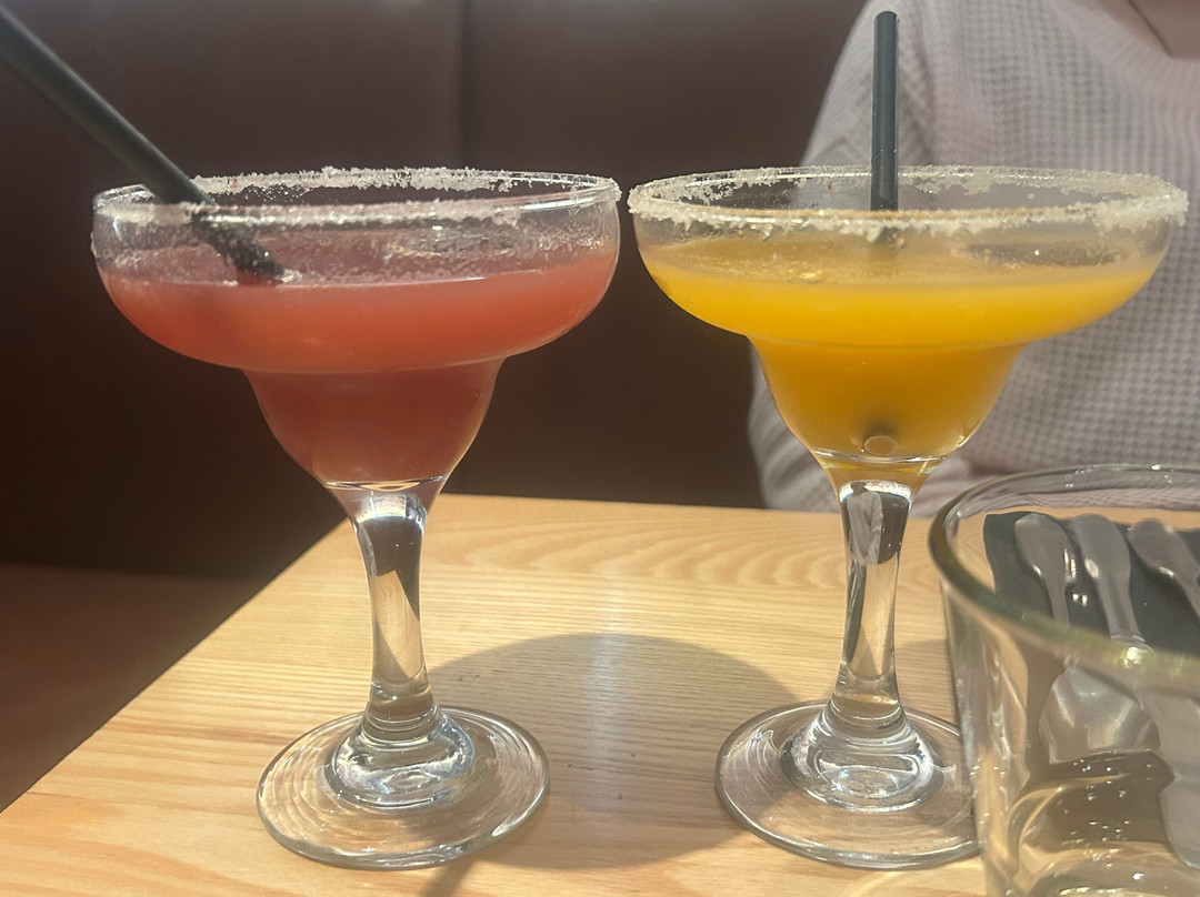Into Bar And Eatery