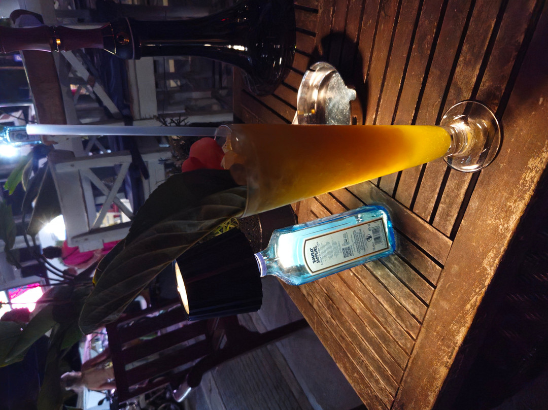 The Street Bar-Nidri必去景点