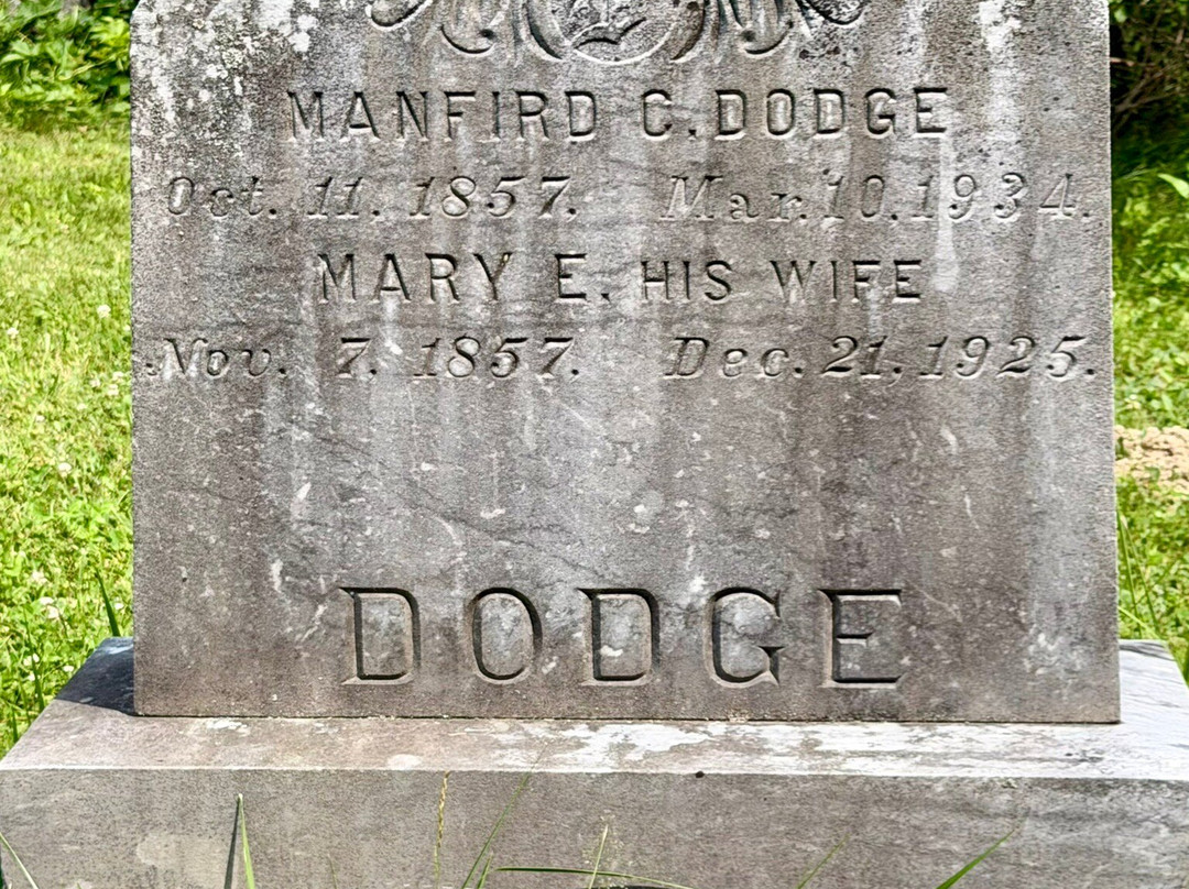 Dodge Cemetery-Newcastle必去景点
