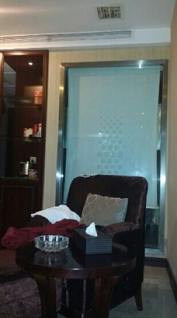 和丰大酒店(湘中大道店)-客卧