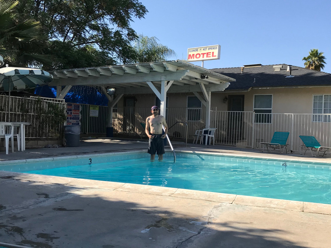 Lake Elsinore Hot Springs Motel