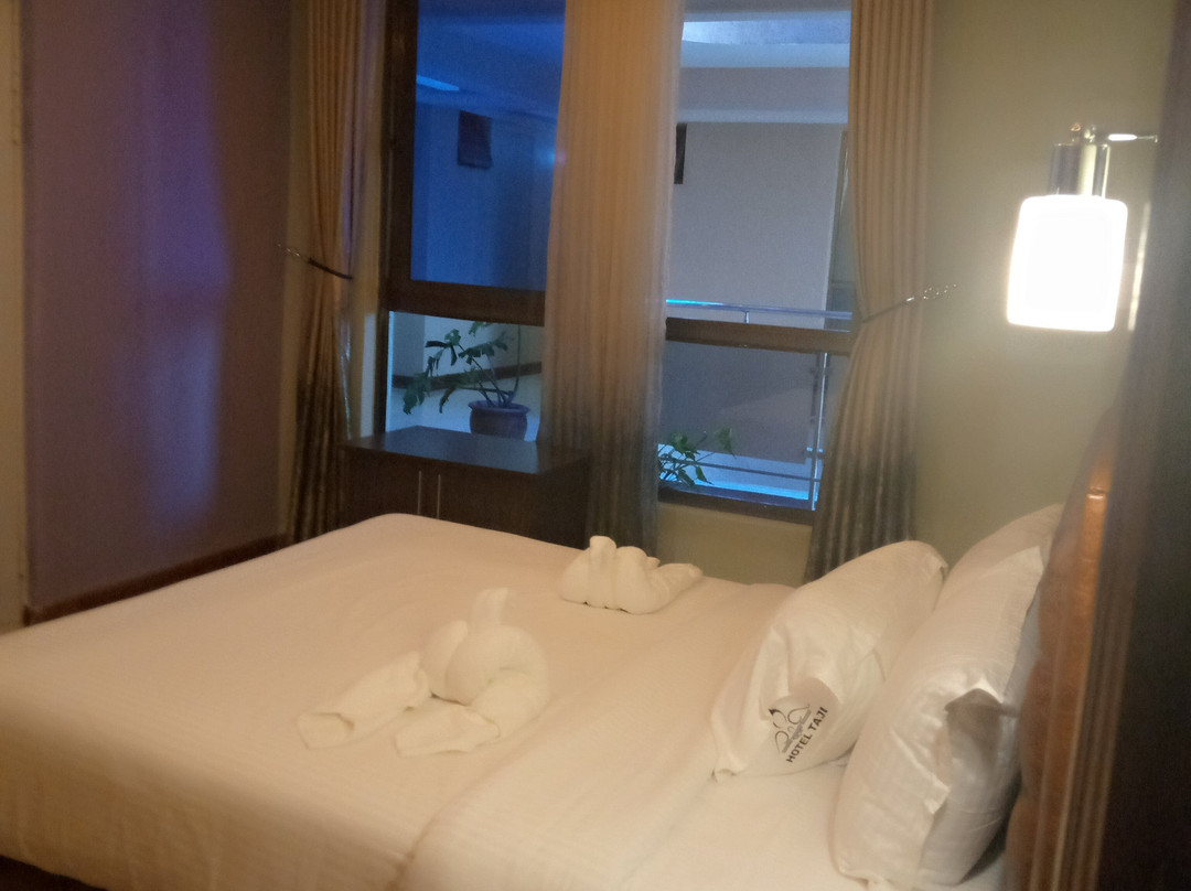 Hotel Taji