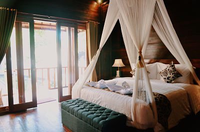 Tapa Bale Gede Lembongan-官方