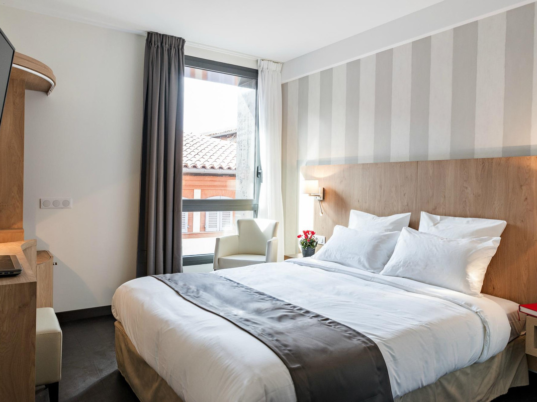 Hotel Le Pere Leon