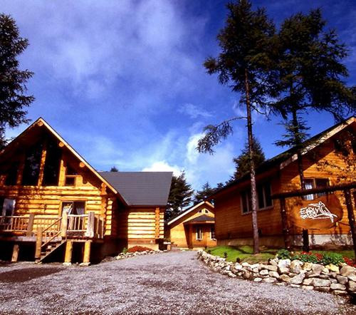 Log Hotel Early Bird