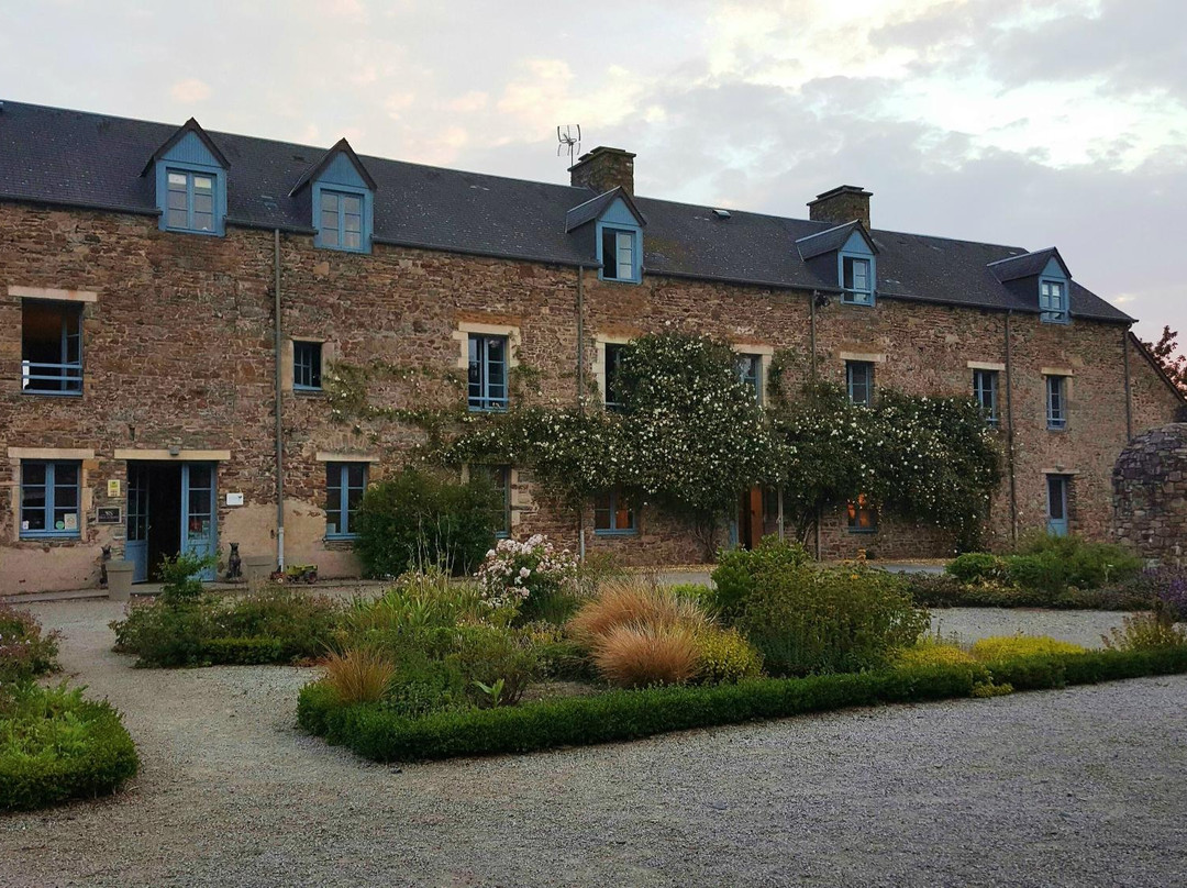 Saint-Germain-Sur-Ay旅游攻略图片