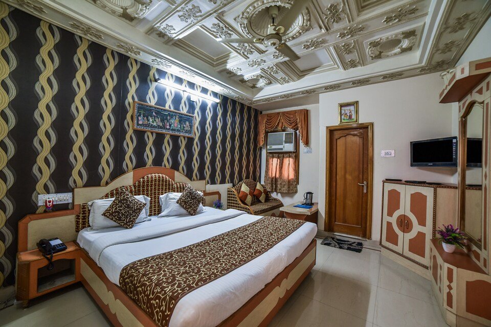 OYO 1942 Hotel Bharat Palace-官方