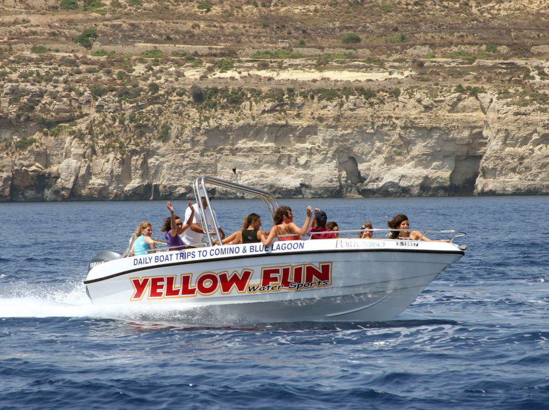 Yellowfun Watersports Day Tours景点图片