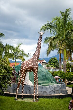 Kibo Peak Palace Hotel主图