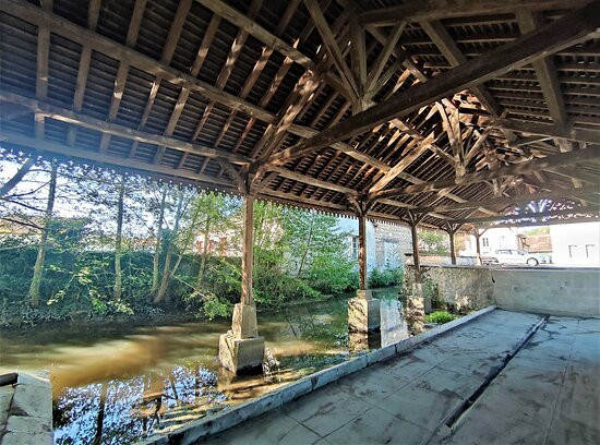 Lavoir De 1875 ; Boisserie Ajourée景点图片