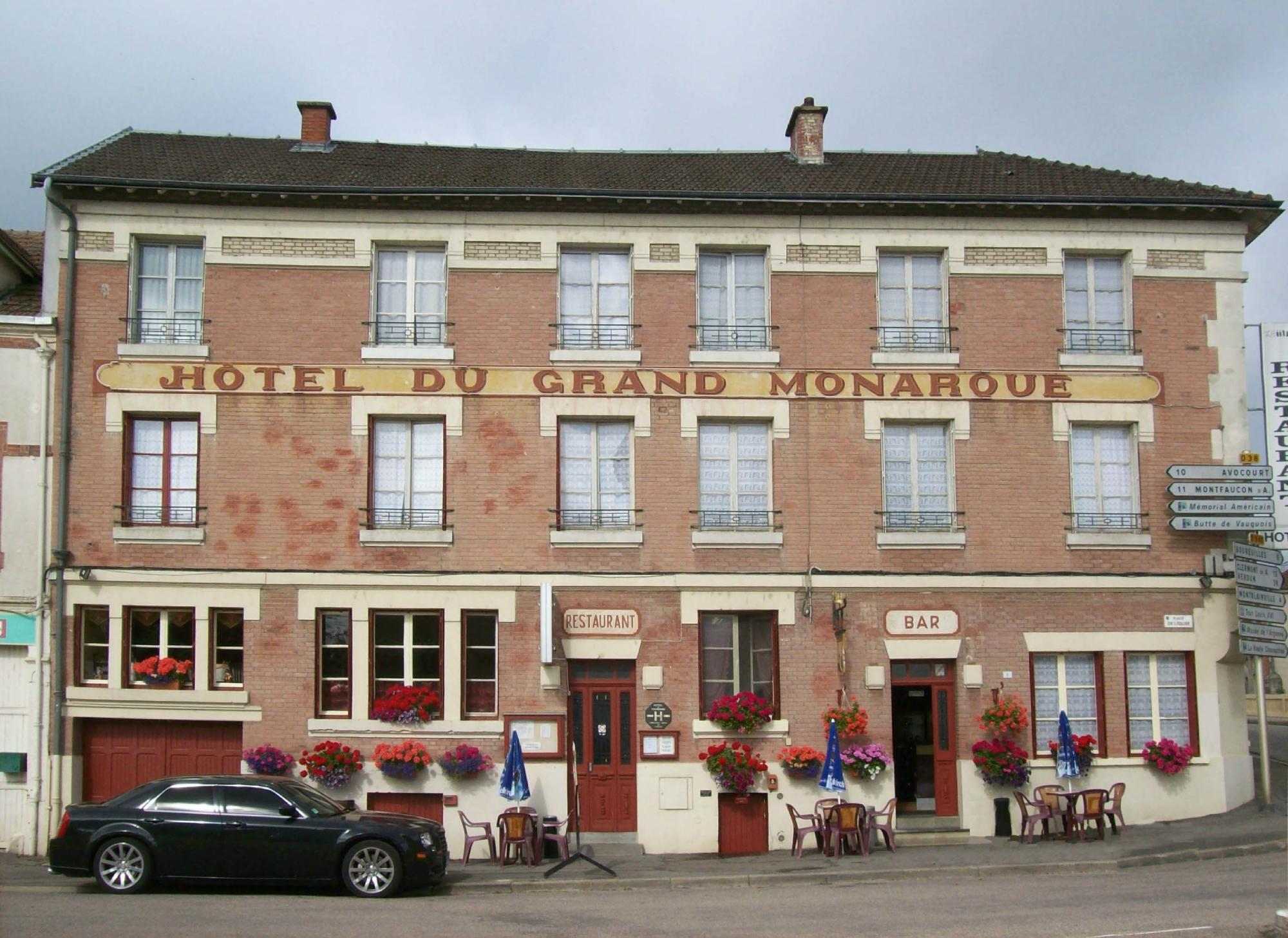 Hotel Le Grand Monarque-官方