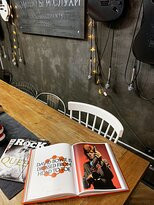 Rooms & Rumors主图