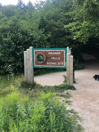 Wagner Falls-缪尼辛必去景点
