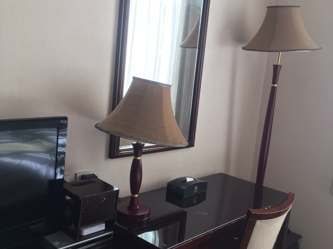 扎西德勒大酒店主图