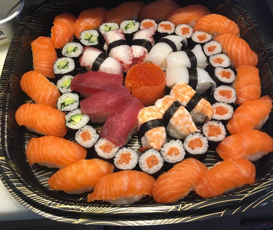 Sushi Y Wok