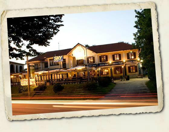 卡索拉泰森皮奥内餐馆和美食-Johnnie Fox's