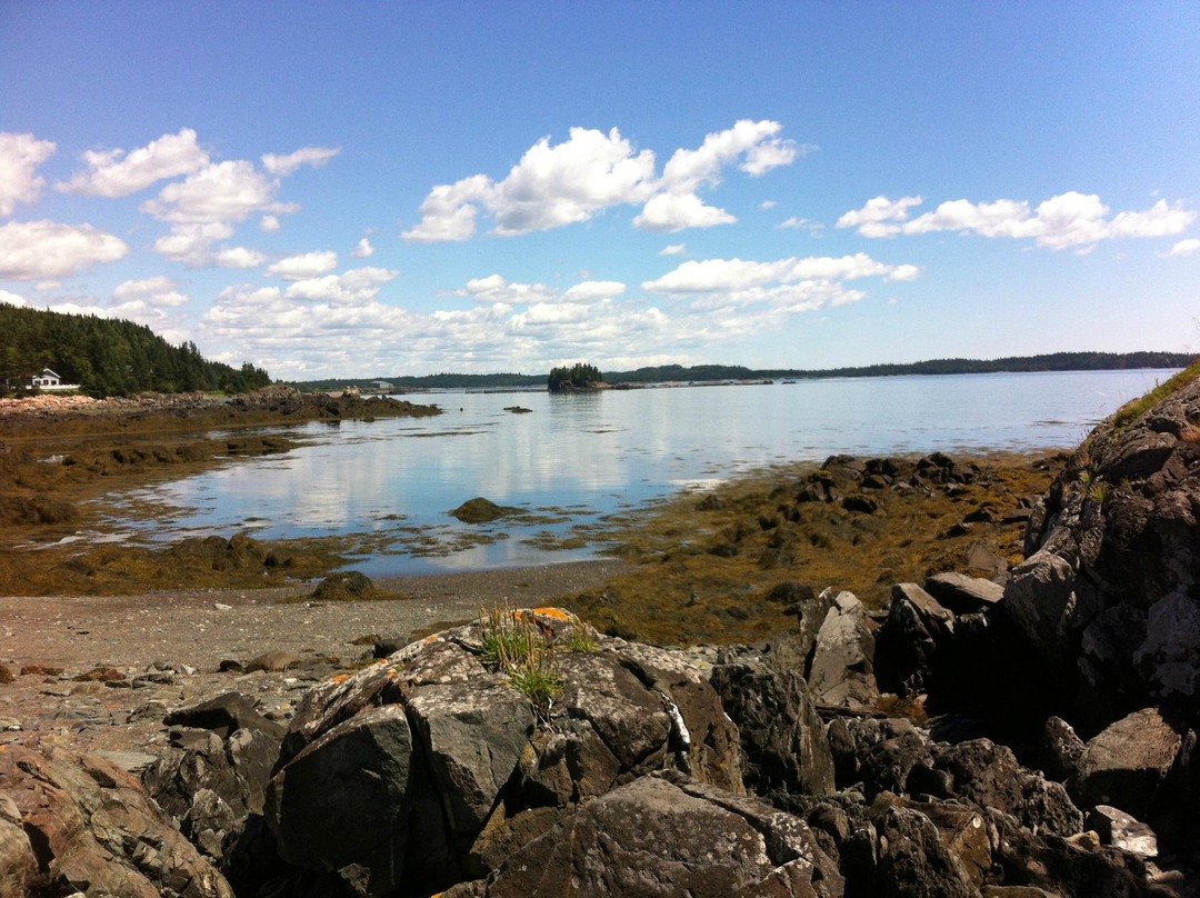 Green's Point Lighthouse景点图片