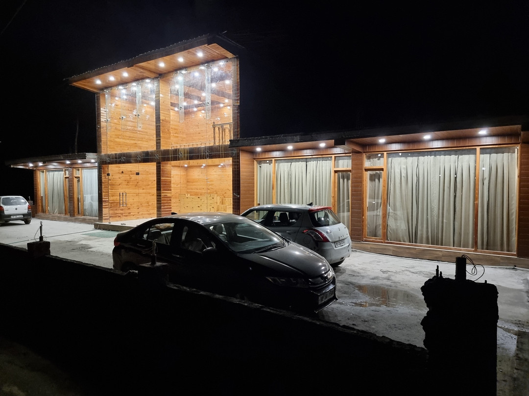 Symphony Woods Resort Tirthan主图