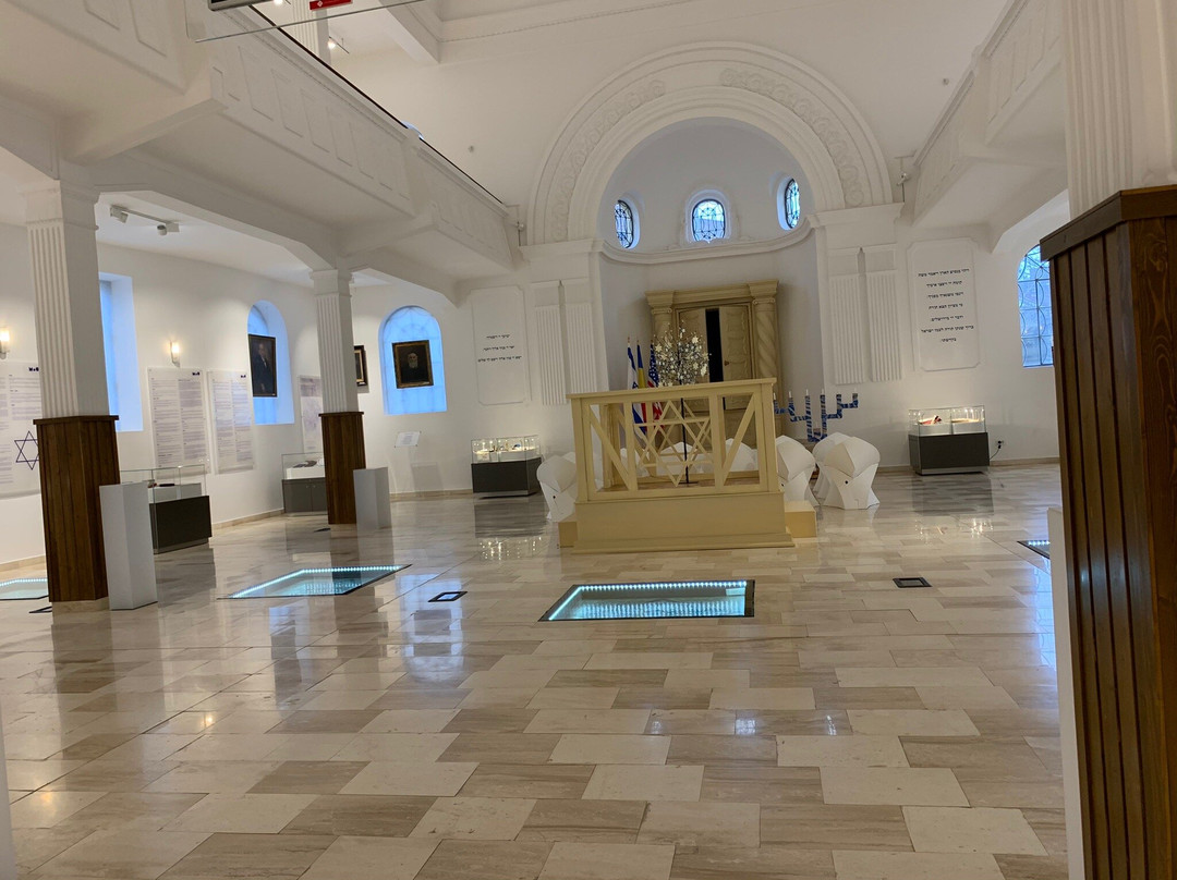 The Aachvas Rein Synagogue-拉迪亚必去景点