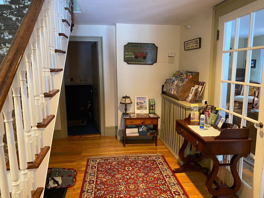 Golden Stage Inn主图