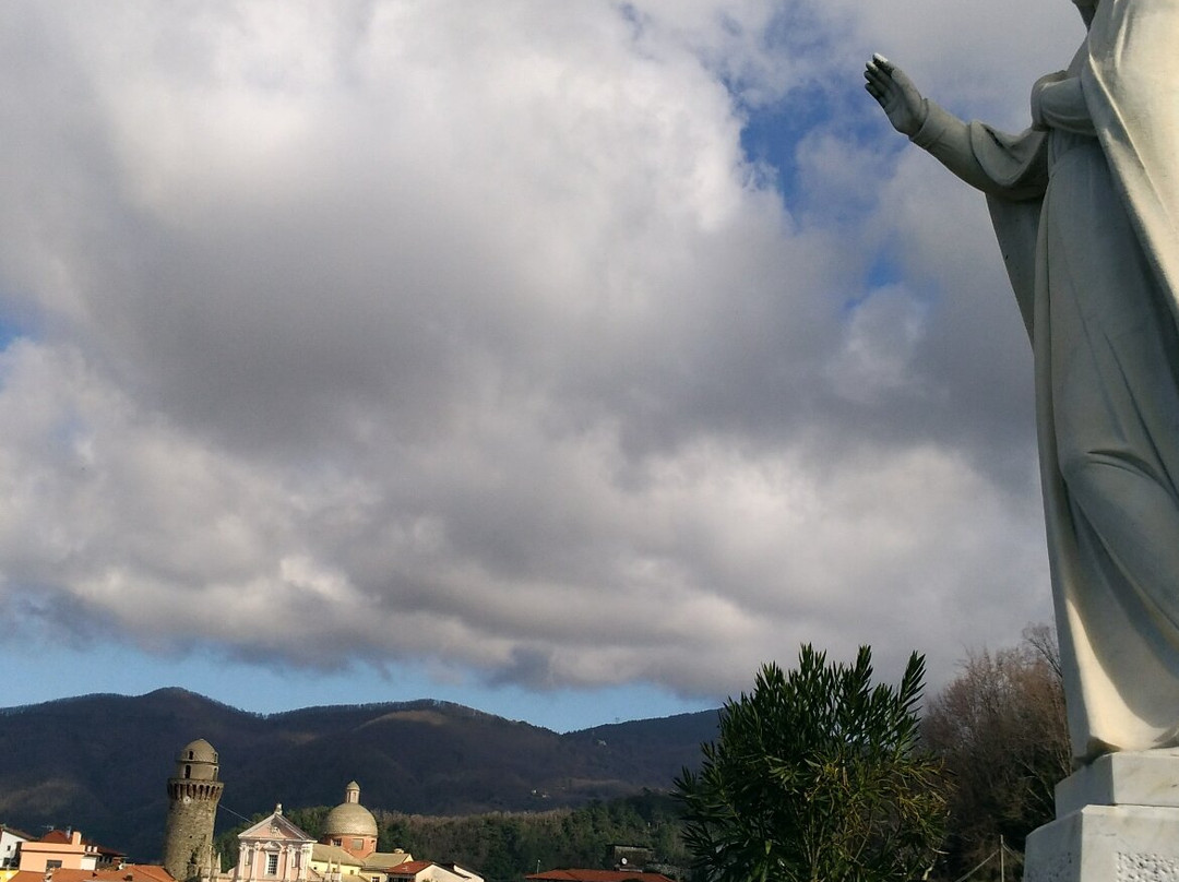 Santuario Del Mirteto景点图片