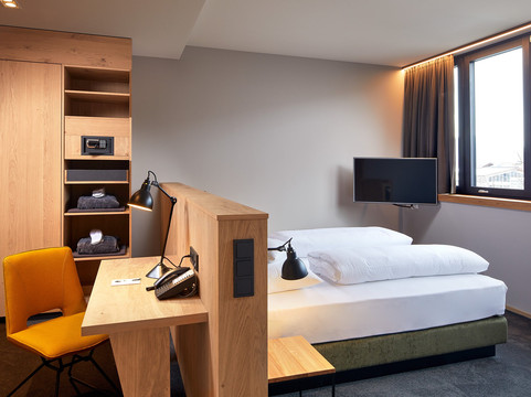 比瑞恩帕斯特酒店主图