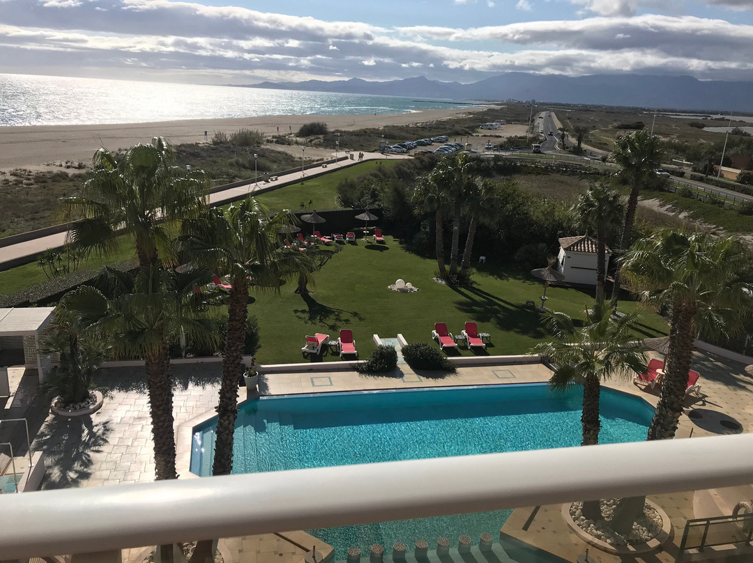 Grand Hotel Les Flamants Roses主图