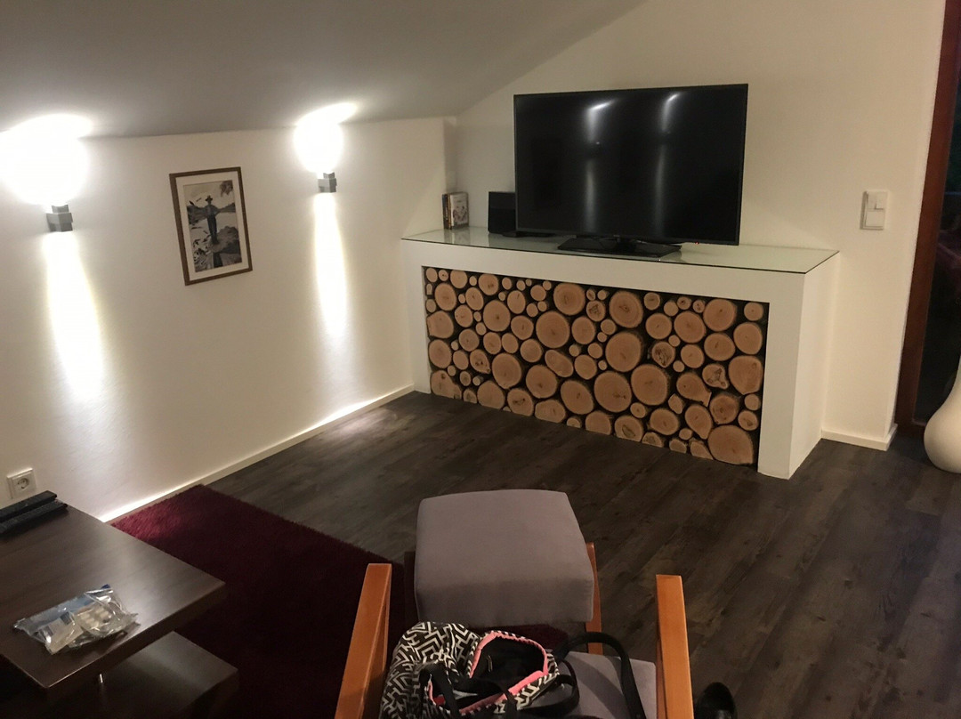 诺伊尔酒店主图