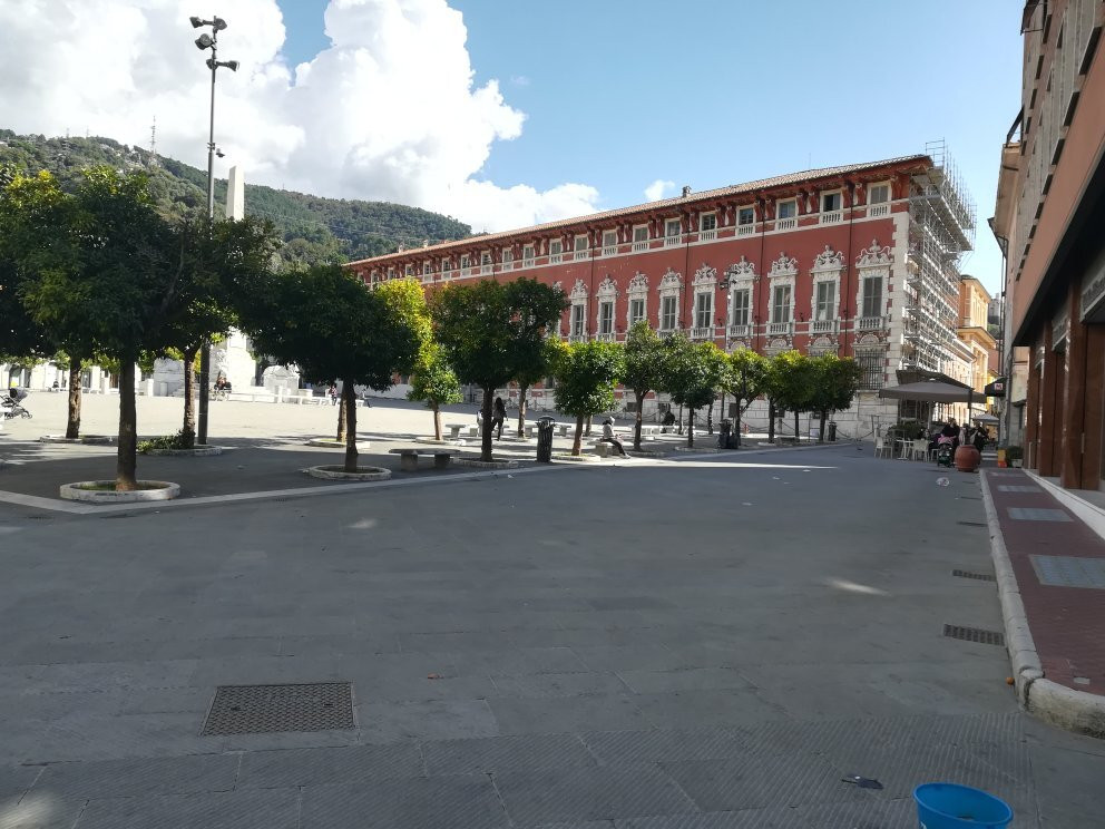 Piazza Aranci景点图片