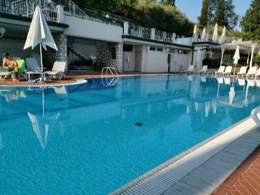 Hotel Villa Florida-泳池