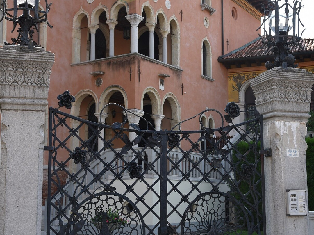 Villa Perez