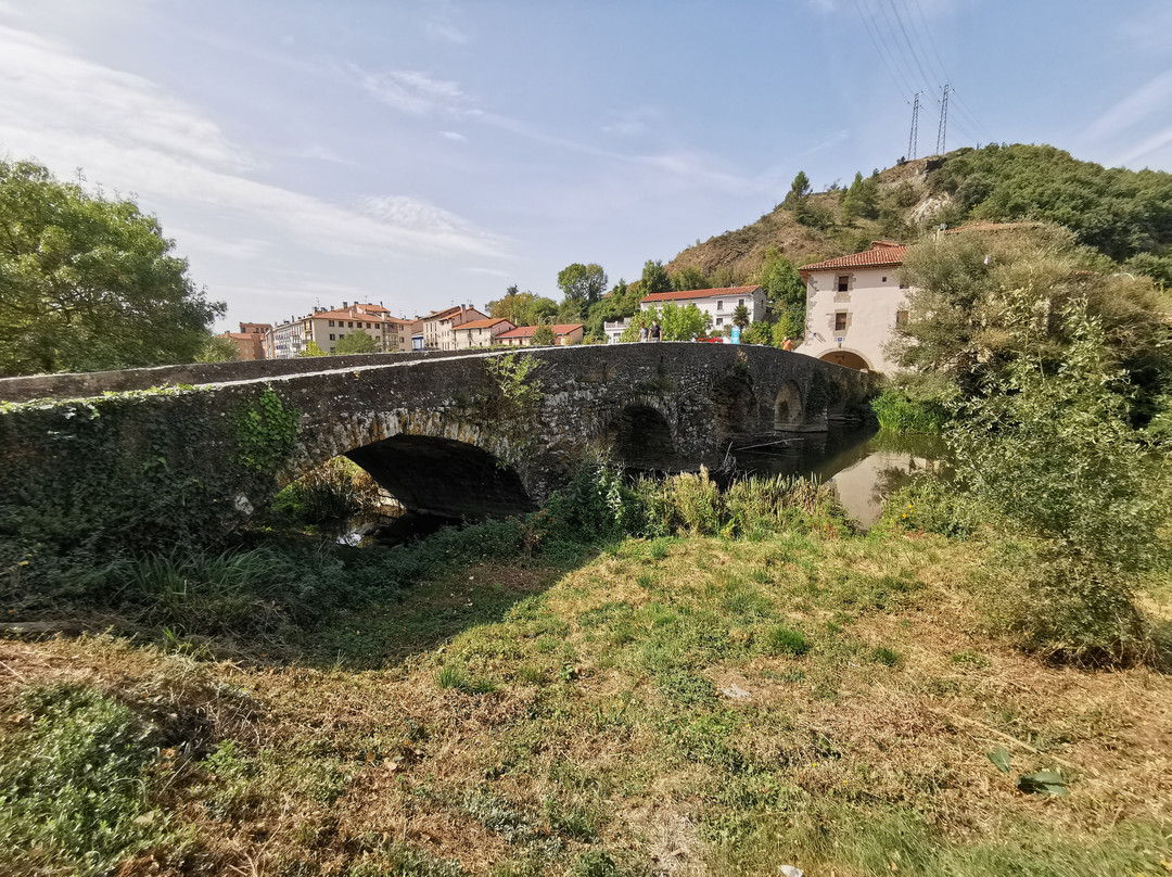 Puente de la Trinidad-Arre必去景点