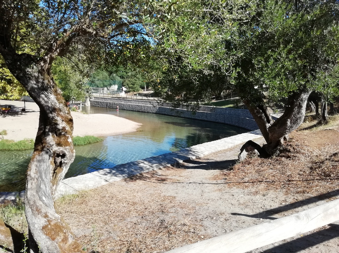 Praia Fluvial dos Olhos d'Agua景点图片