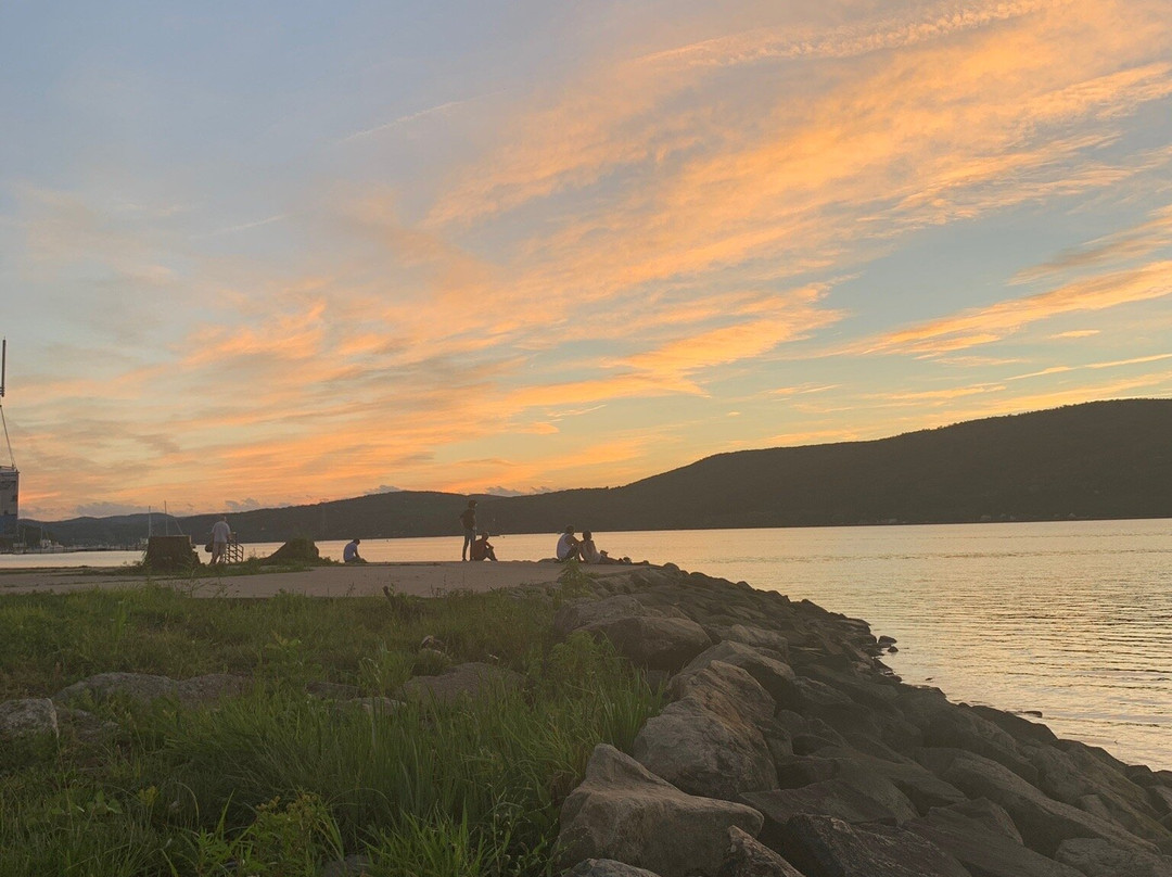 Peekskill Landing Park景点图片