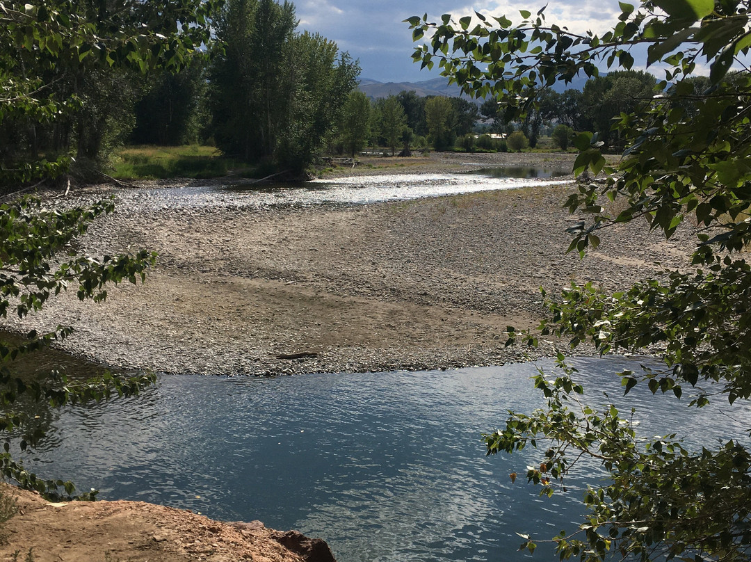 Challis Hot Springs景点图片