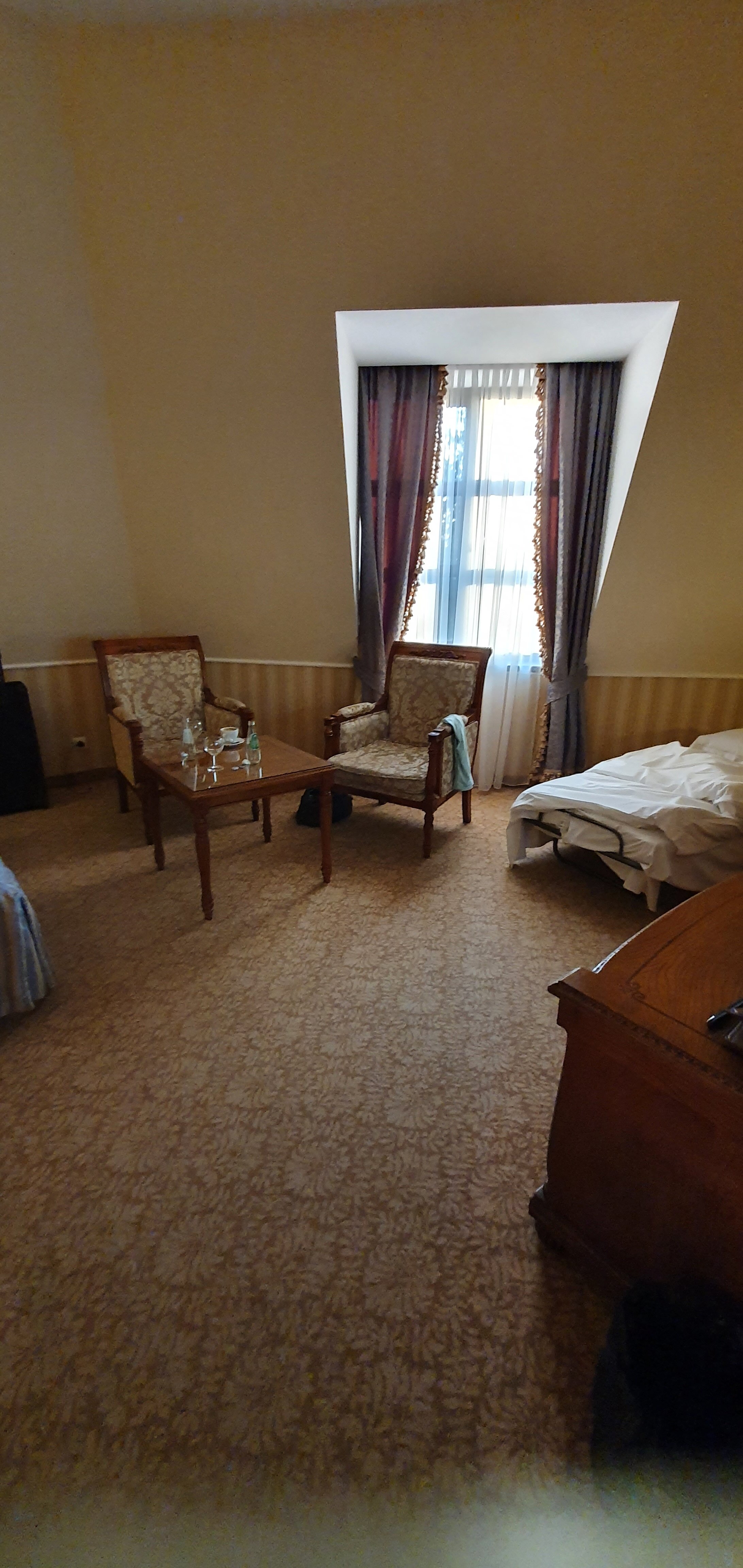 Hotel Jaroslaw-官方