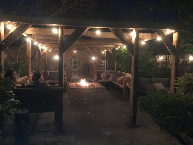 The Lodge Duxford主图