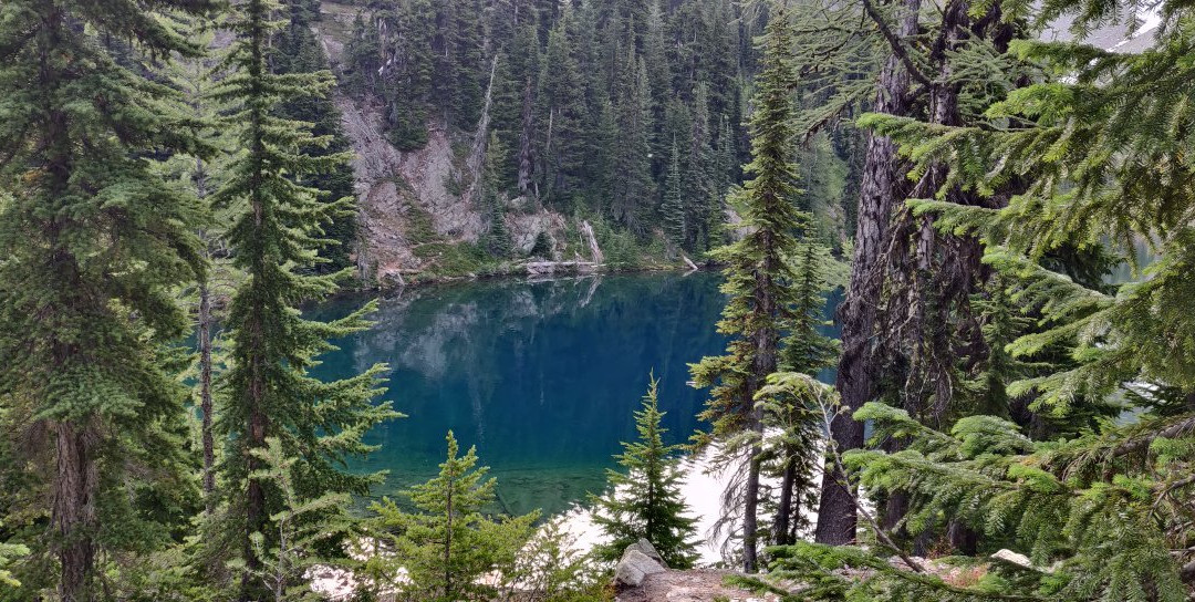 Blue Lake Trail景点图片