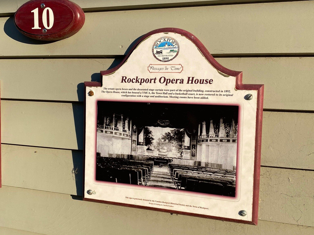 Rockport Opera House景点图片