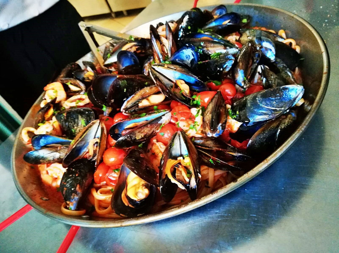 Porto Tramatzu餐馆和美食-L'IMBARCADERO DEL BUCANIERE