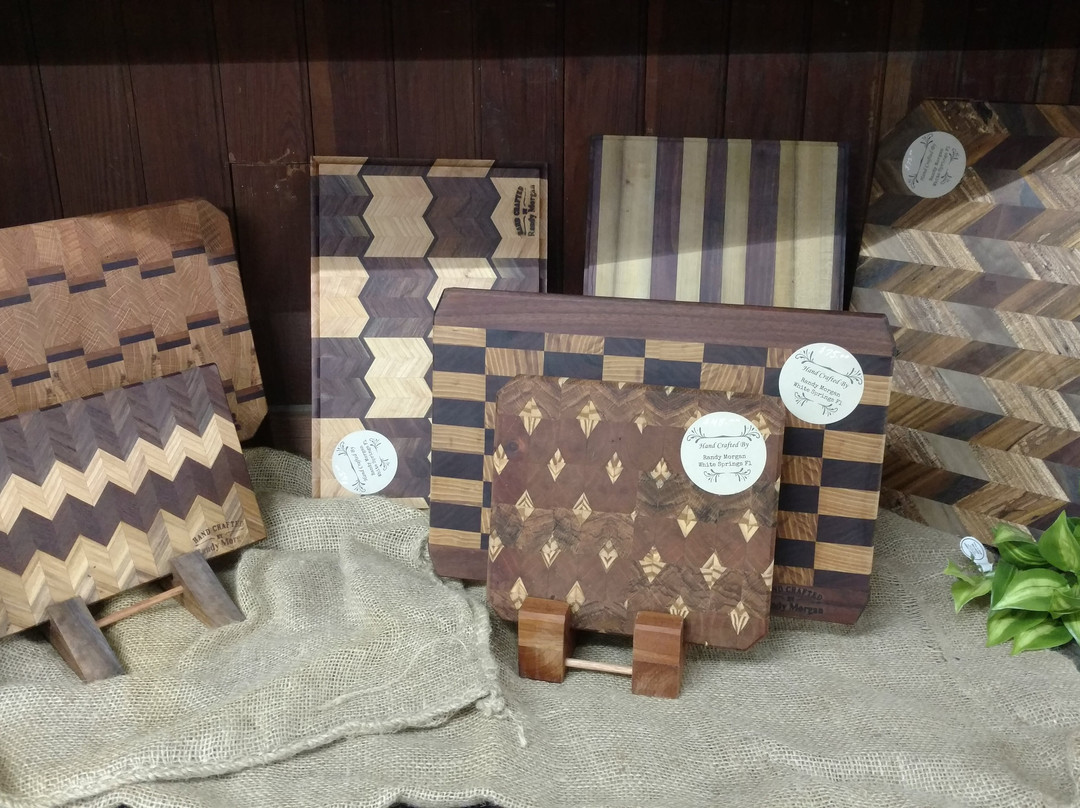 Suwannee Hardware & Feed-White Springs必去景点