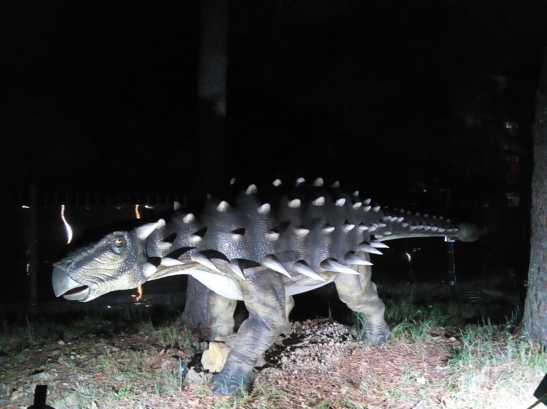 Dinosaur Park Zateryanny Mir-艾德勒必去景点
