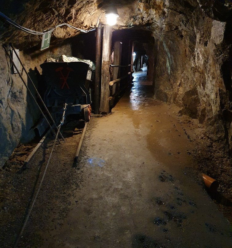 Bergwerk Finstergrund-Wieden必去景点