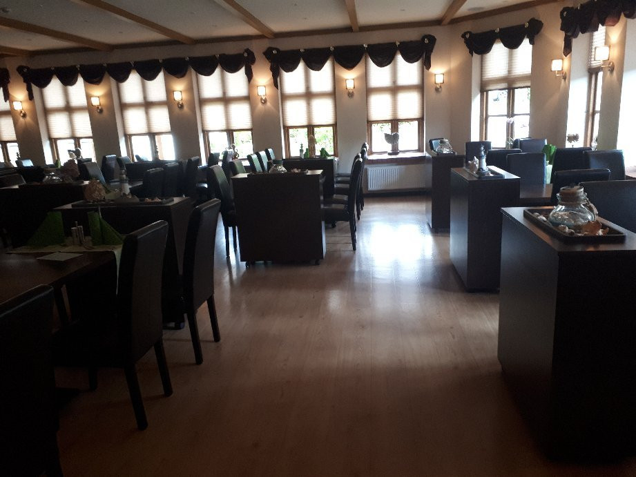 兰德豪斯埃姆格伦酒店