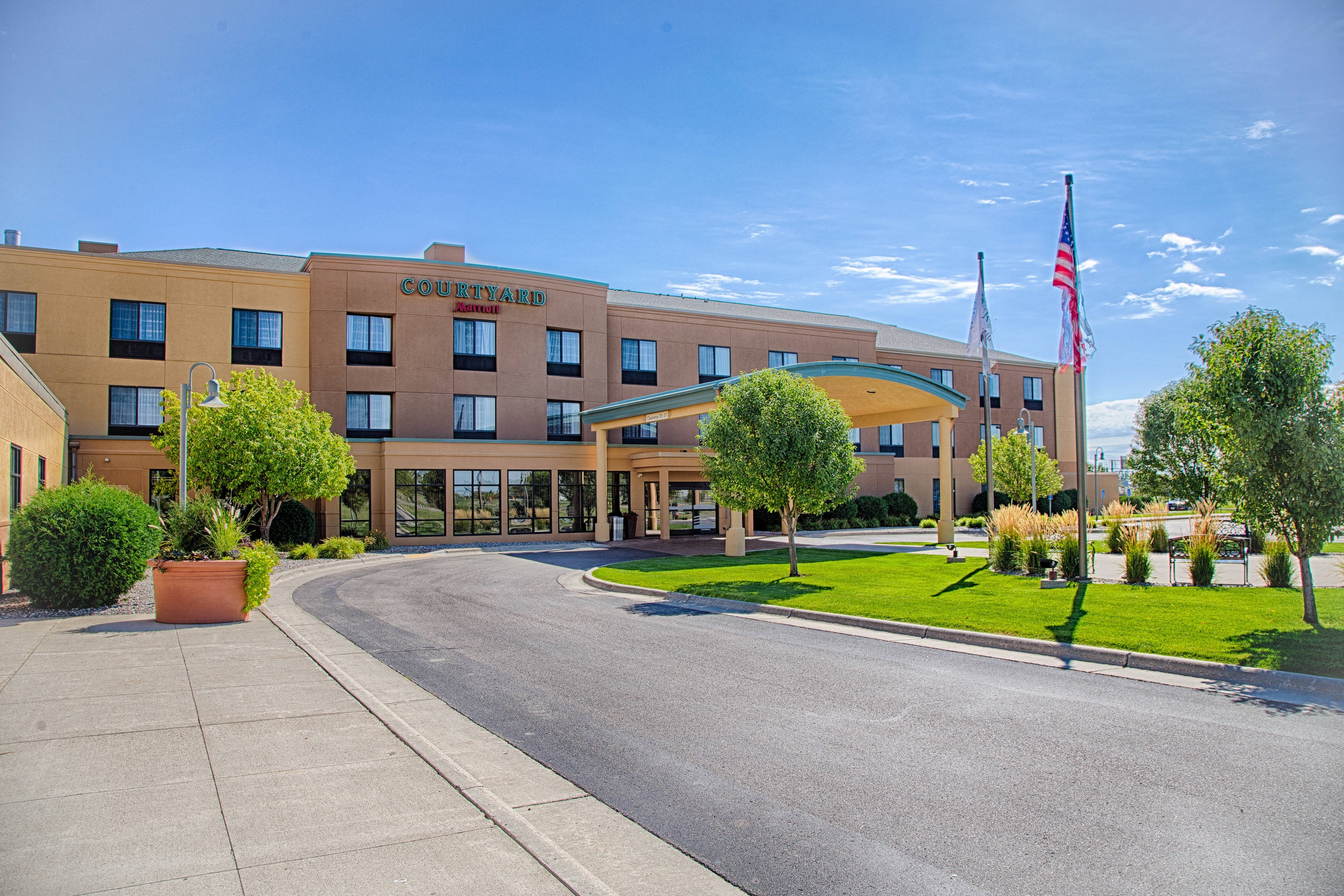 Courtyard Fargo Moorhead, Mn-官方
