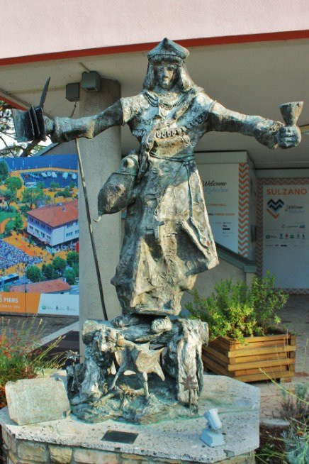 Statua di Teofilo Folengo景点图片