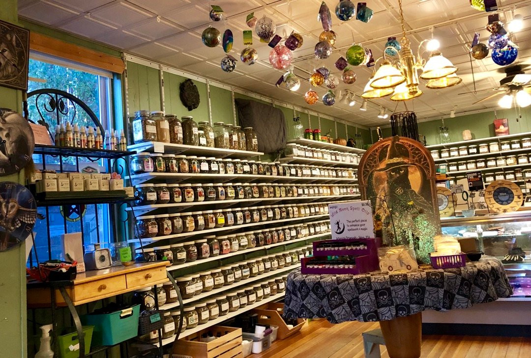 Artemisia Botanicals景点图片