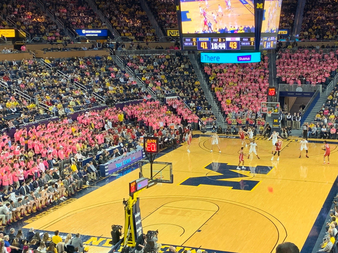 Crisler Center-安娜堡必去景点