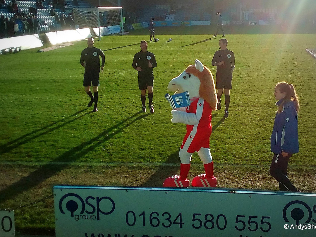 Priestfield Stadium景点图片